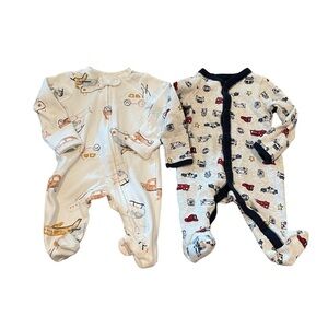 5/$15 sale - Boy’s newborn Carter’s sleeper bundle